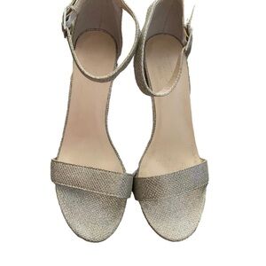 David Bridal sandals shoes size 8 gray